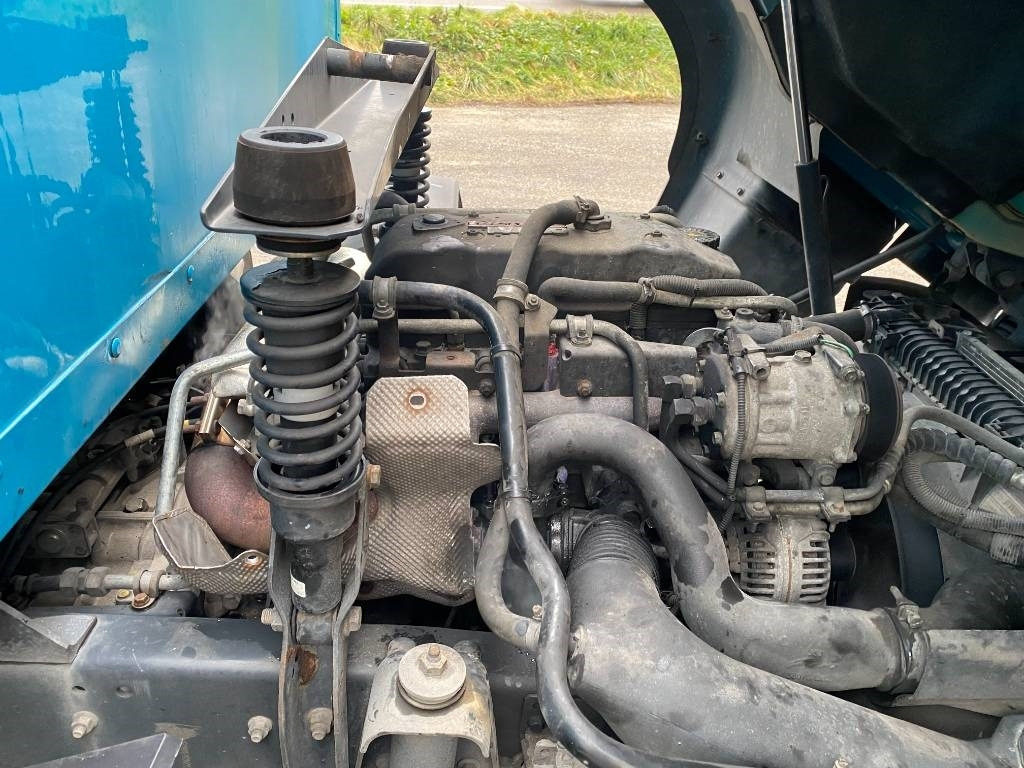 Autocarro furgonato Iveco EuroCargo 120/210 e6 Turbo Hors /Service