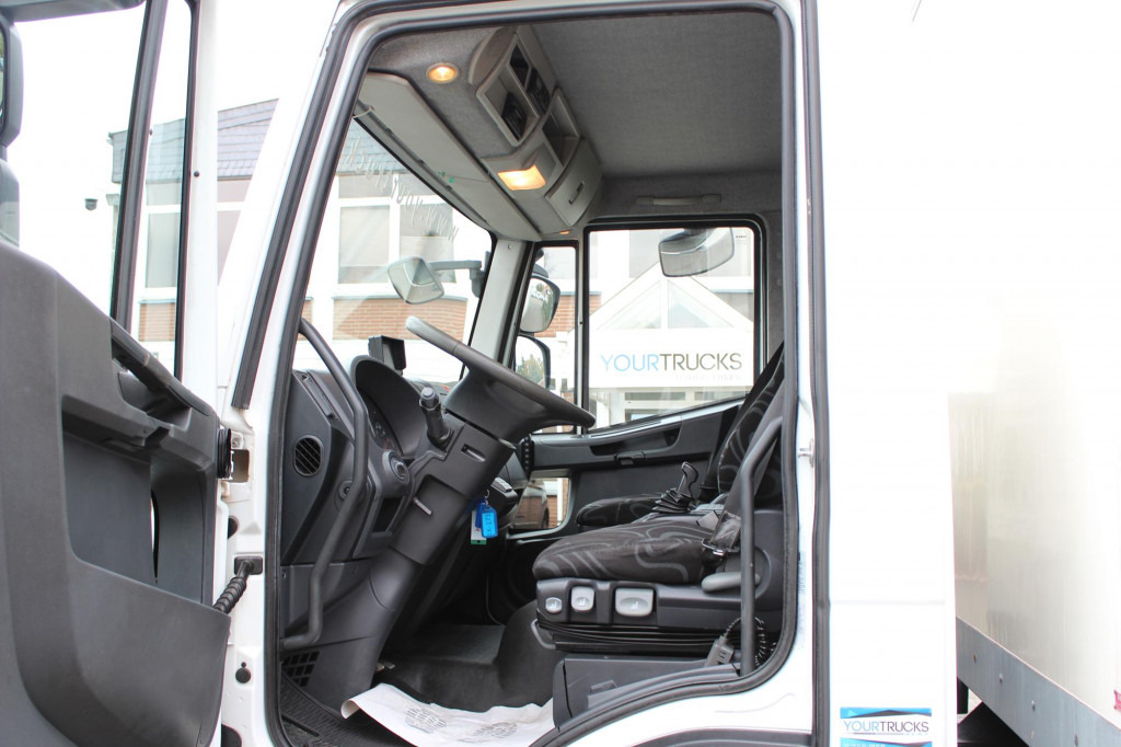 Autocarro furgonato Iveco Eurocargo 160E210 E6 Koffer 6,9m Seiten Tür LBW