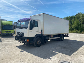 Autocarro furgonato MAN LE 220 B