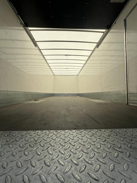 Autocarro furgonato MAN TGS 26.440