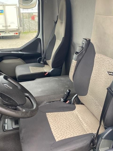 Autocarro furgonato PREMIUM 380 CV FOURGON + HAYON RAB