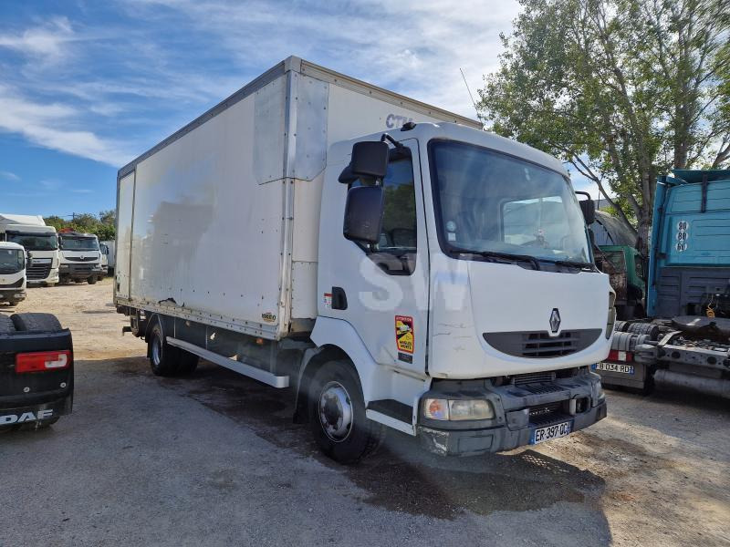 Autocarro furgonato Renault Midlum 180 DCI