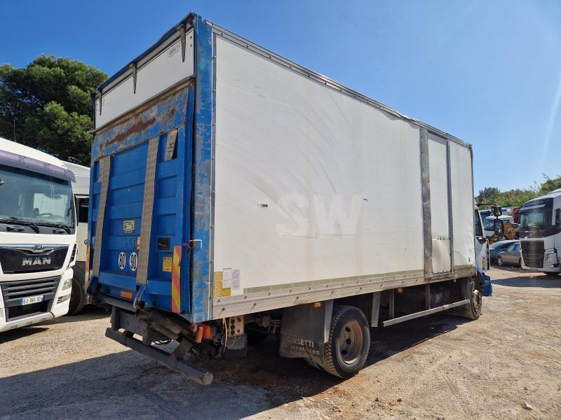 Autocarro furgonato Renault Midlum 220 DCI