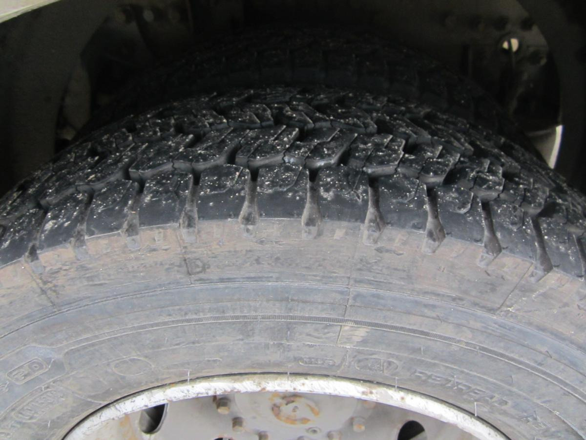 Autocarro furgonato Renault Midlum 220 DXI