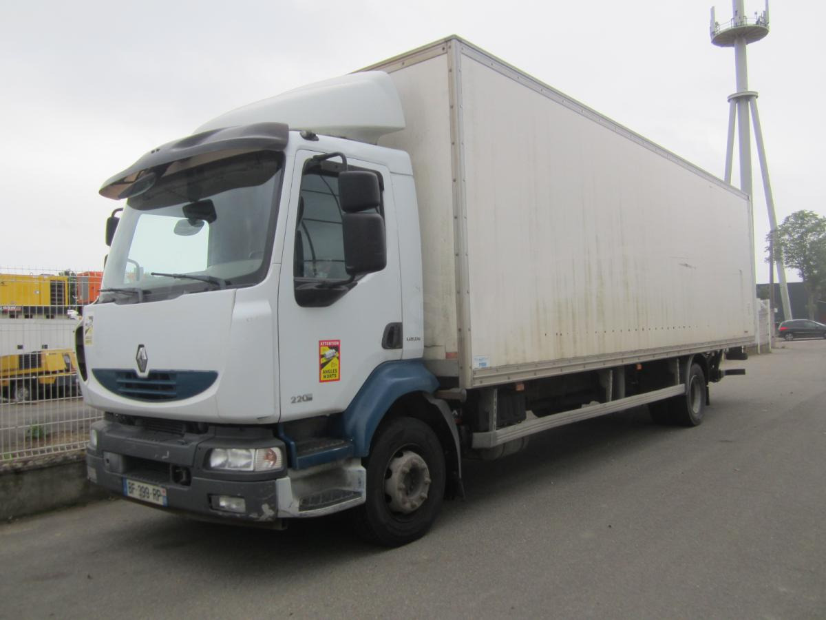 Autocarro furgonato Renault Midlum 220 DXI