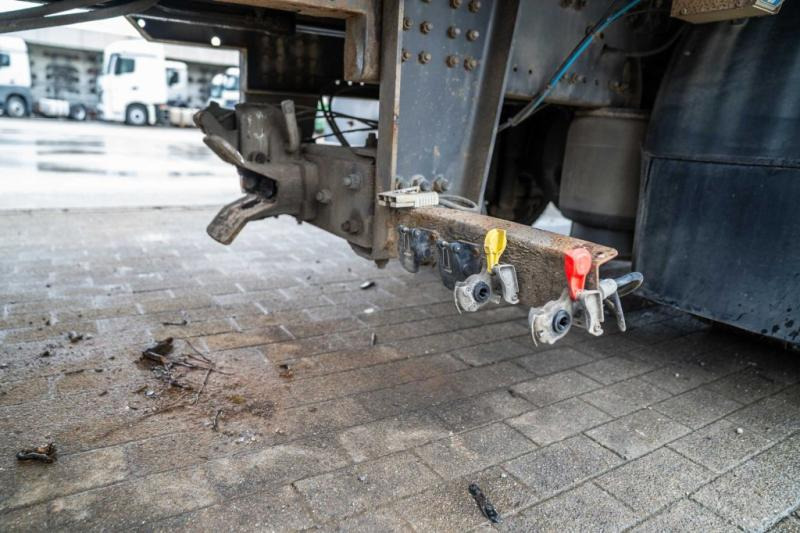 Autocarro furgonato Renault PREMIUM 340 DXI