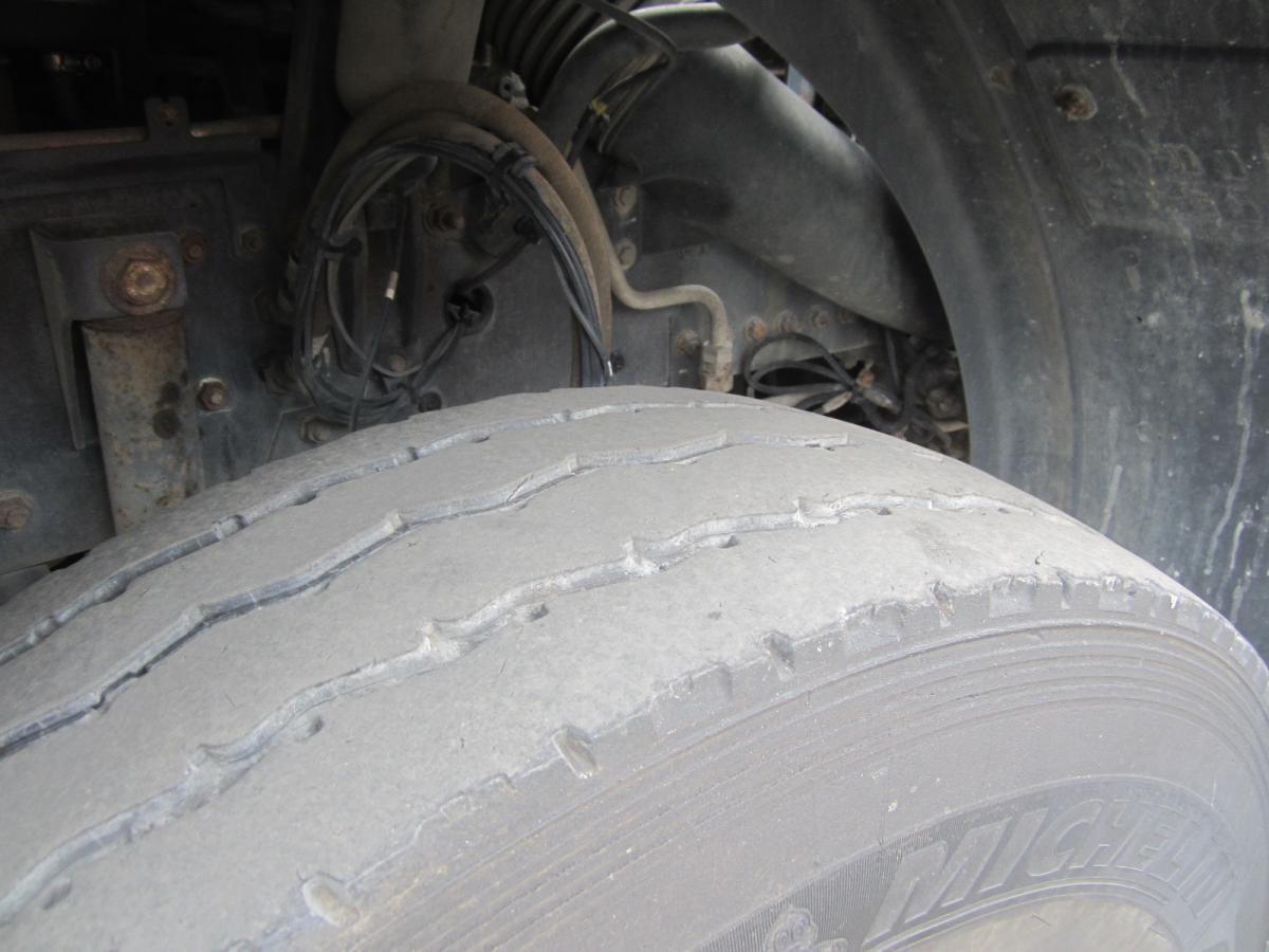 Autocarro multibenna Renault Kerax 460 DXI