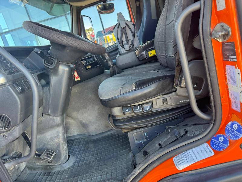 Autocarro multibenna Volvo FM 380