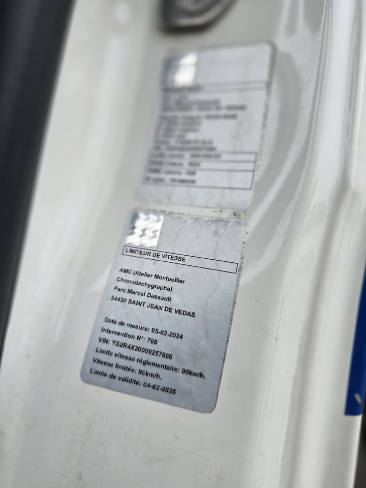 Autocarro portacontainer/ Caisse interchangeable SCANIA R 450