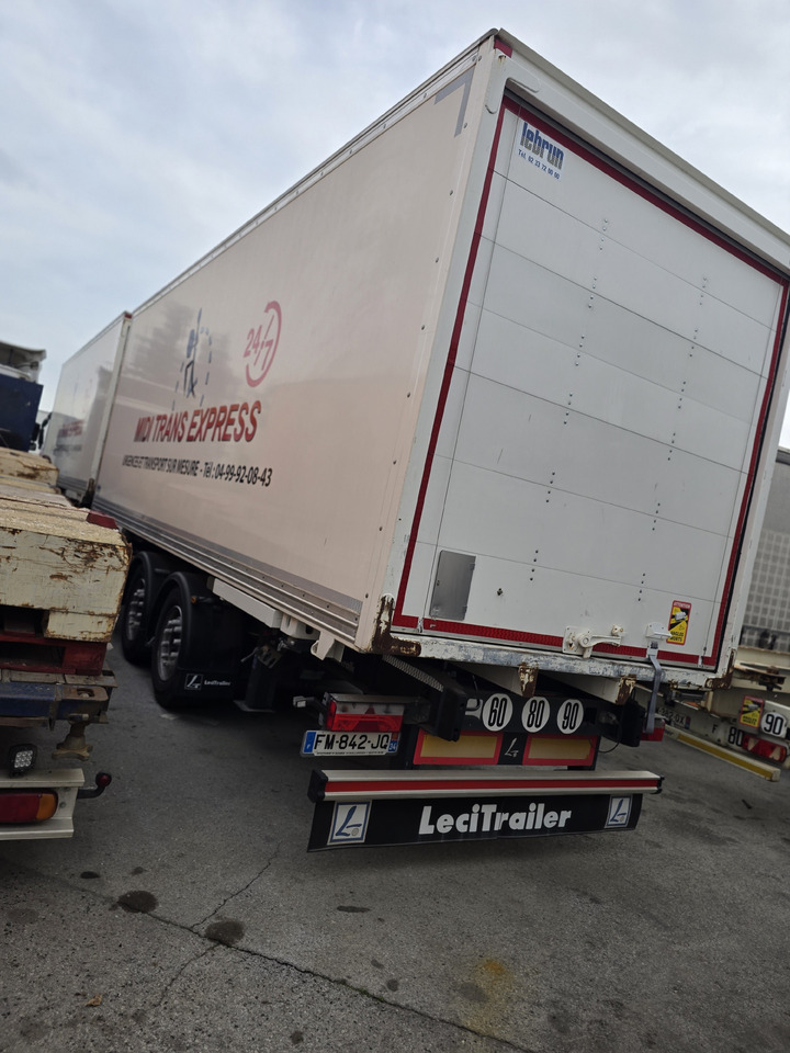 Autocarro portacontainer/ Caisse interchangeable SCANIA R 450