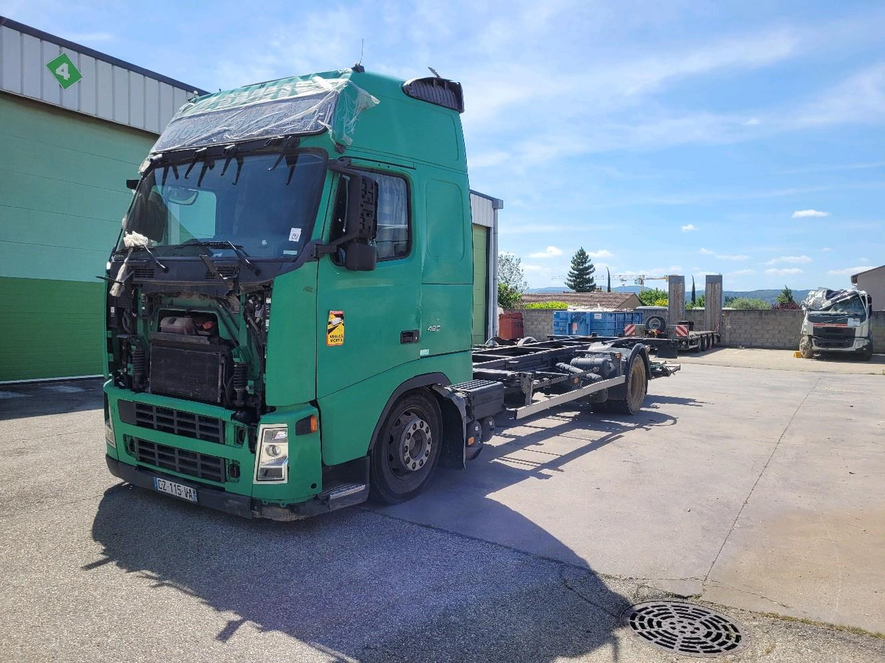 Autocarro portacontainer/ Caisse interchangeable VOLVO FH12 420 GLOBETROTTER