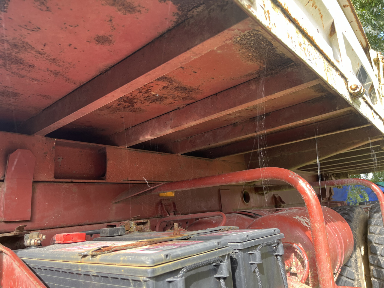 Autocarro ribaltabile MERCEDES-BENZ 1314 benne 4x4