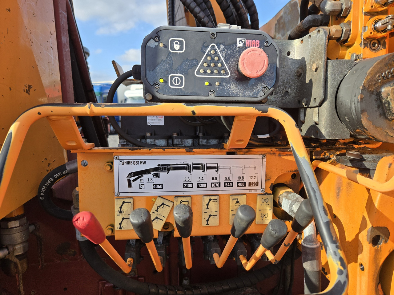 Autocarro ribaltabile Renault G250 4x4