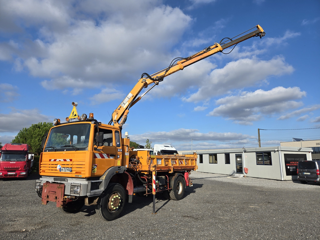 Autocarro ribaltabile Renault G250 4x4