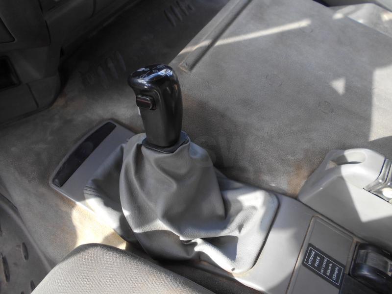 Autocarro ribaltabile Renault Kerax 370