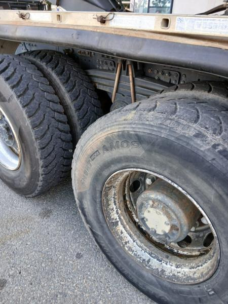 Autocarro ribaltabile Renault Kerax 380 DXI