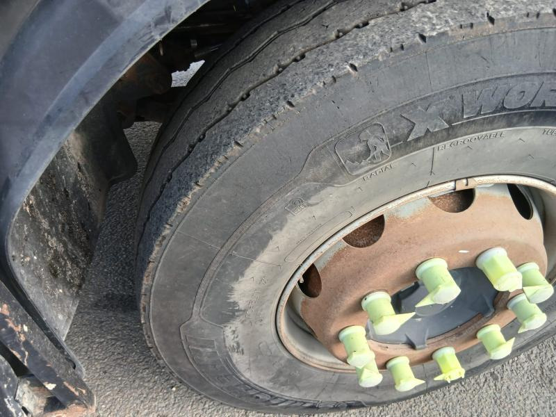 Autocarro ribaltabile Renault Kerax 380 DXI