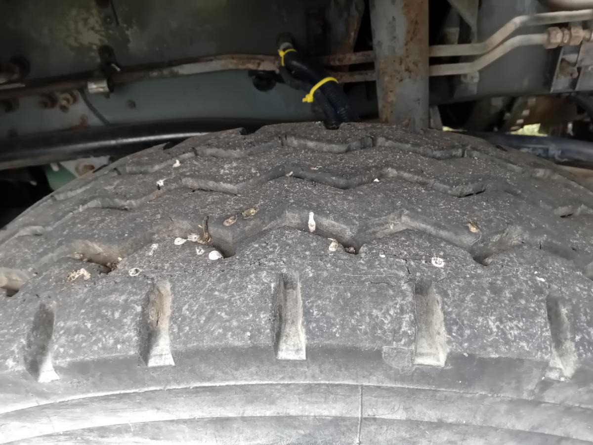 Autocarro ribaltabile Volvo FM12 380