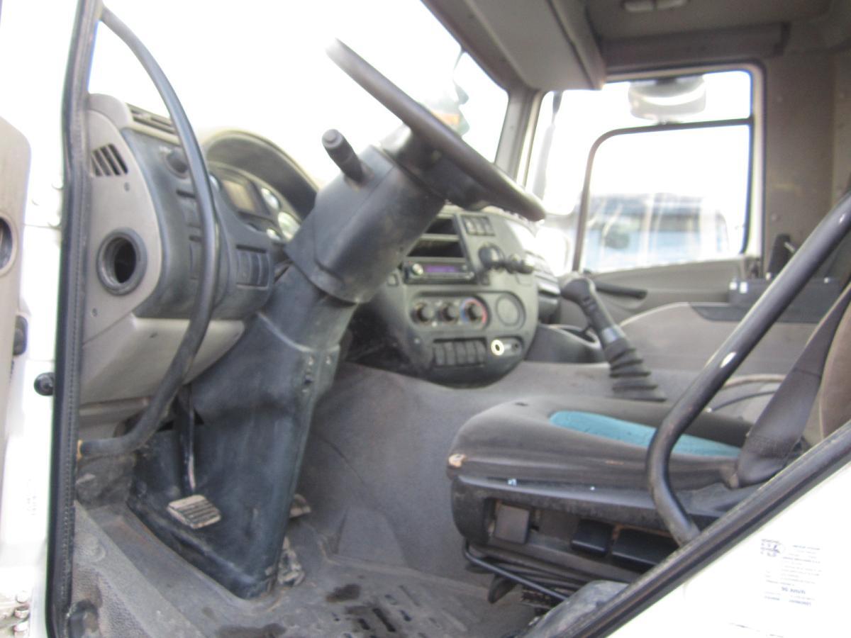 Autocarro scarrabile DAF CF85 360