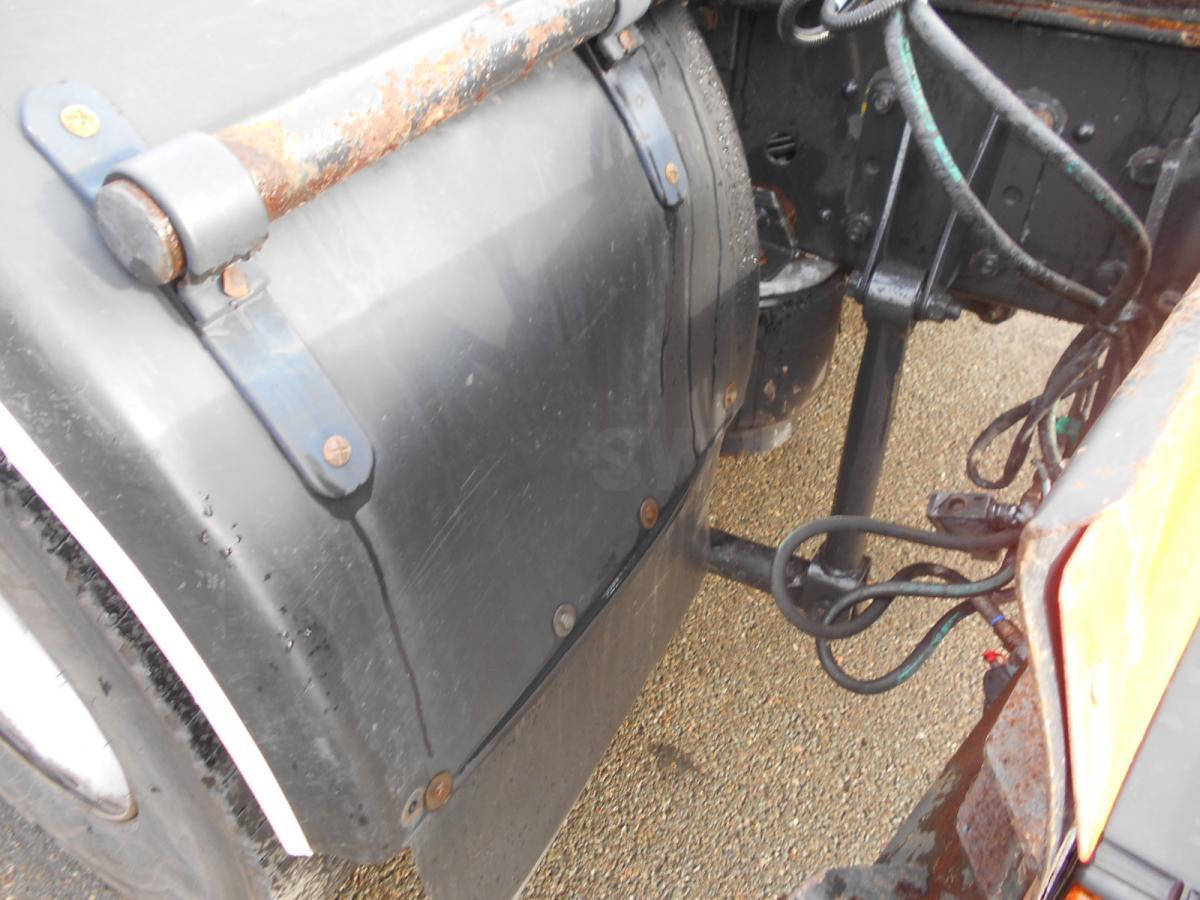 Autocarro scarrabile DAF CF85 410