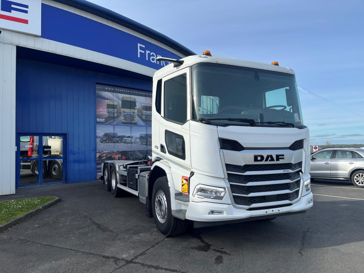 Autocarro scarrabile DAF XD 450 FAN