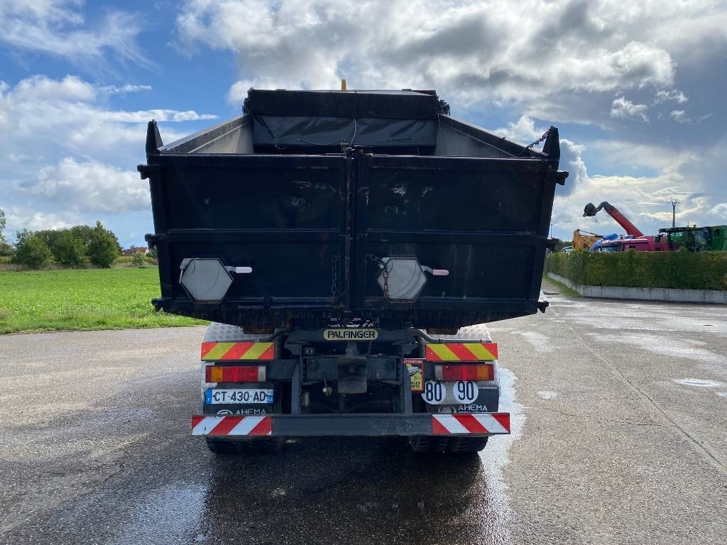 Autocarro scarrabile Iveco TRAKKER 410/EEV -PALFINGER PK13001-T18 endommagé