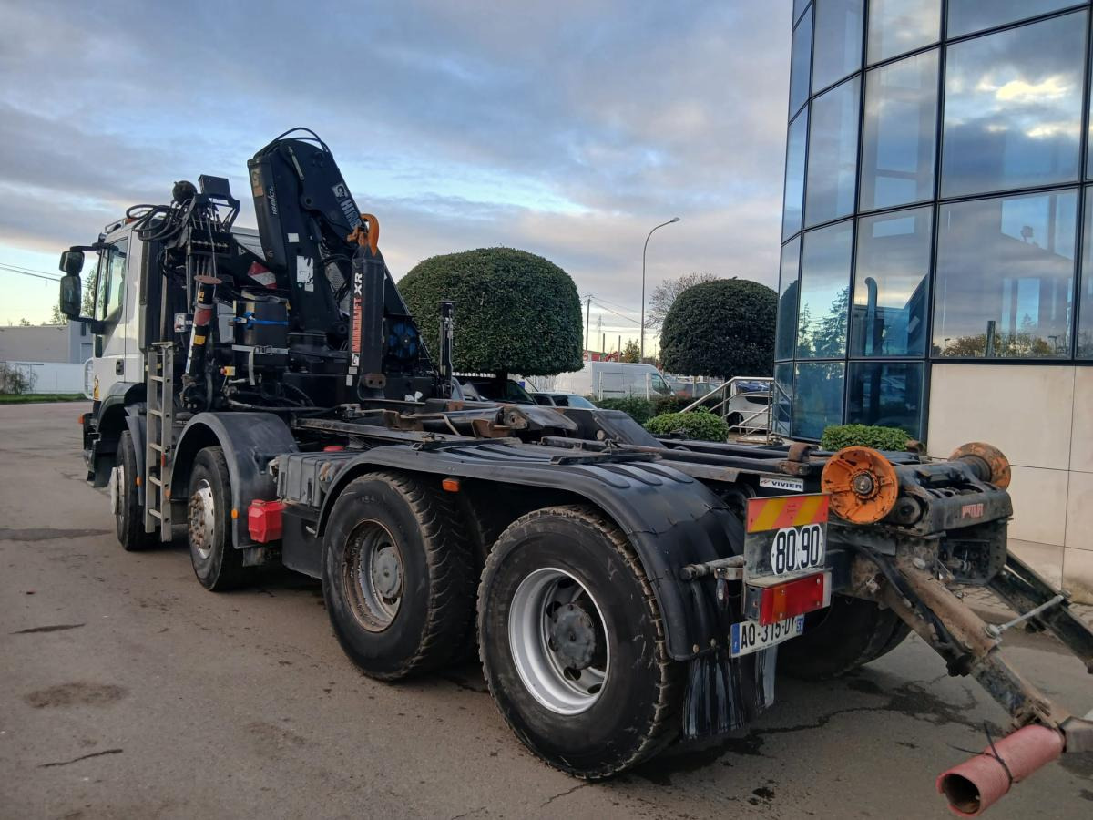 Autocarro scarrabile Iveco Trakker