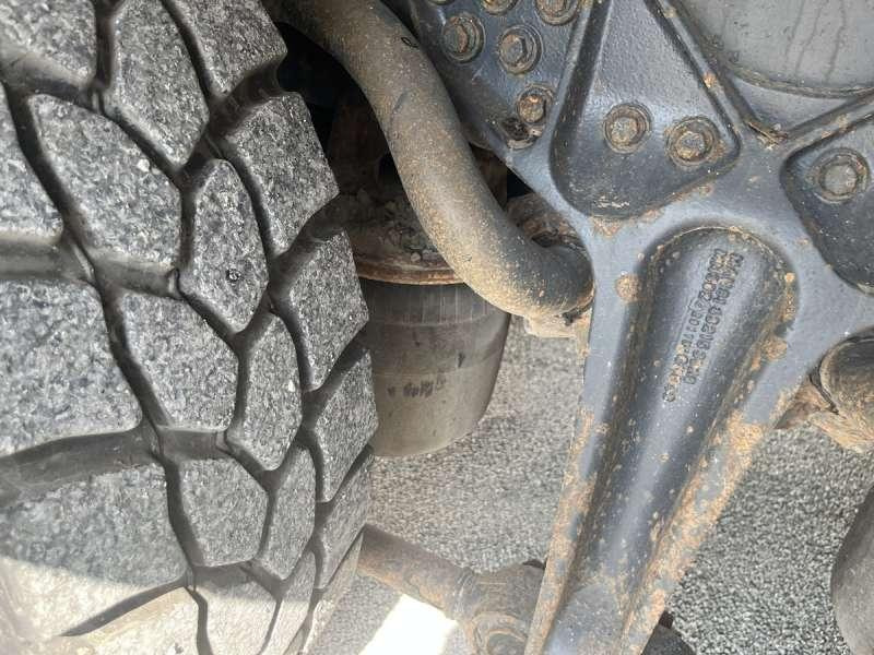 Autocarro scarrabile MAN TGA 35.440 8X4