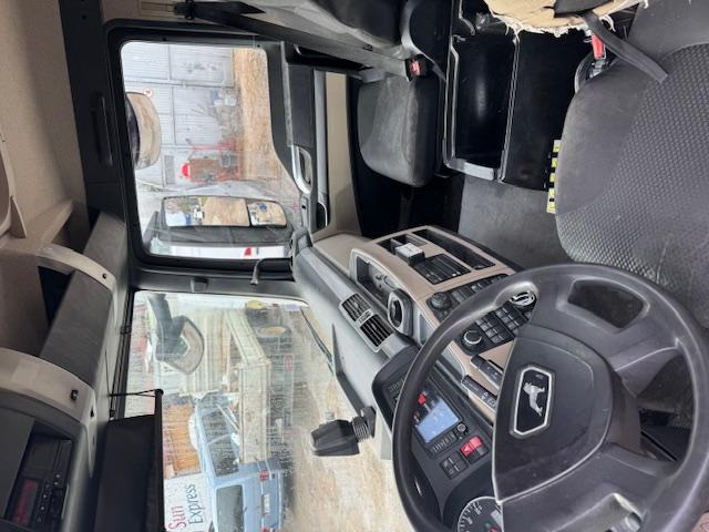 Autocarro scarrabile MAN TGS 28.460 AMPIROLL