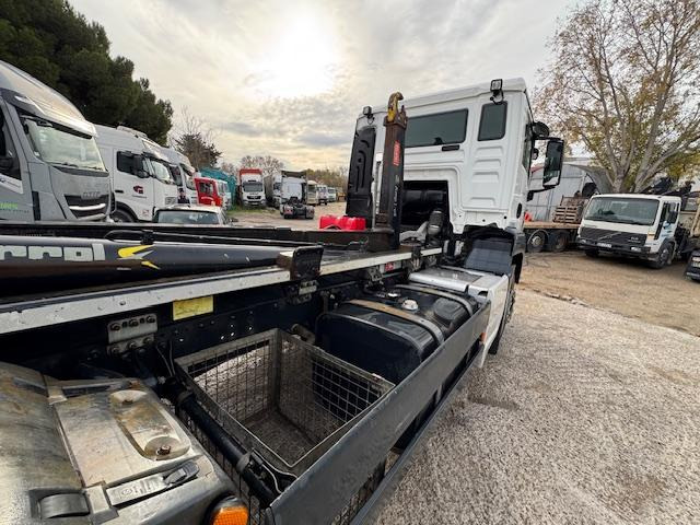 Autocarro scarrabile MAN TGS 28.460 AMPIROLL