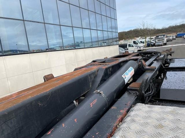 Autocarro scarrabile MAN TGS 33.360