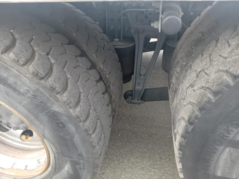 Autocarro scarrabile Mercedes Antos 2643