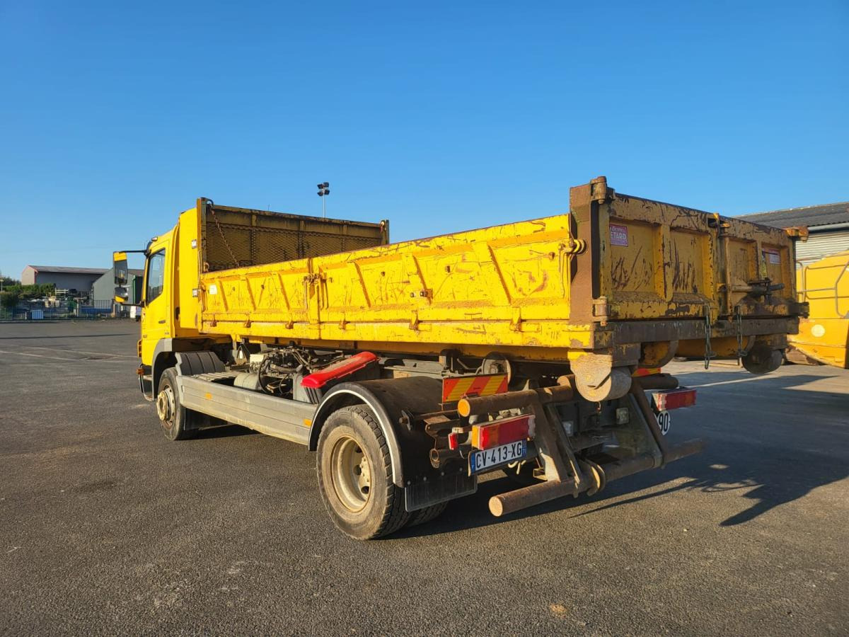 Autocarro scarrabile Mercedes Atego 1622