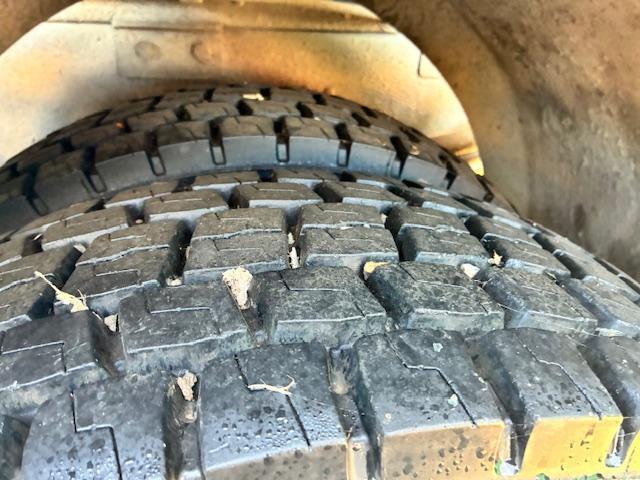 Autocarro scarrabile Nissan ATLEON 150.25