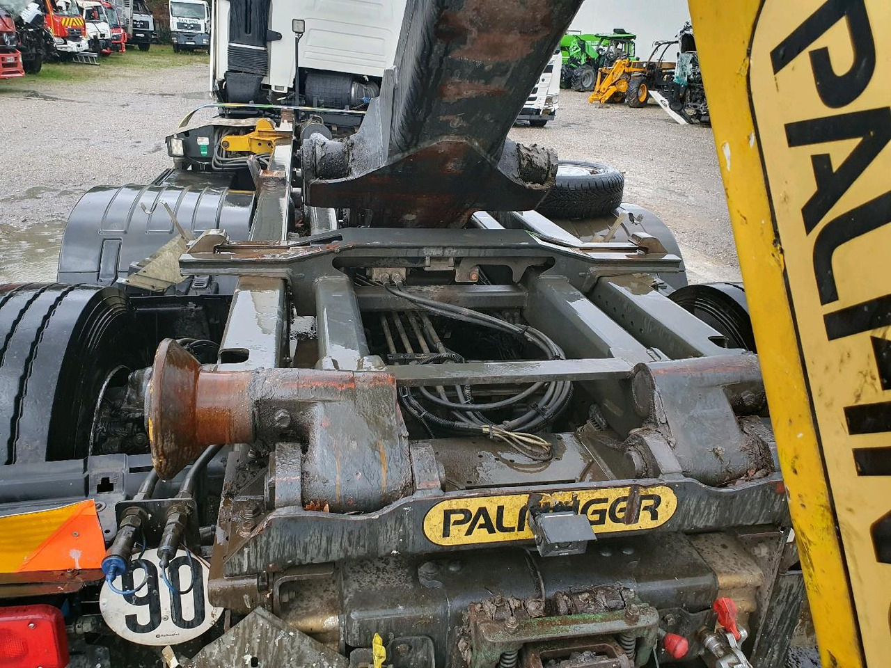 Autocarro scarrabile RENAULT C 480 P6X2 AMPIROLL