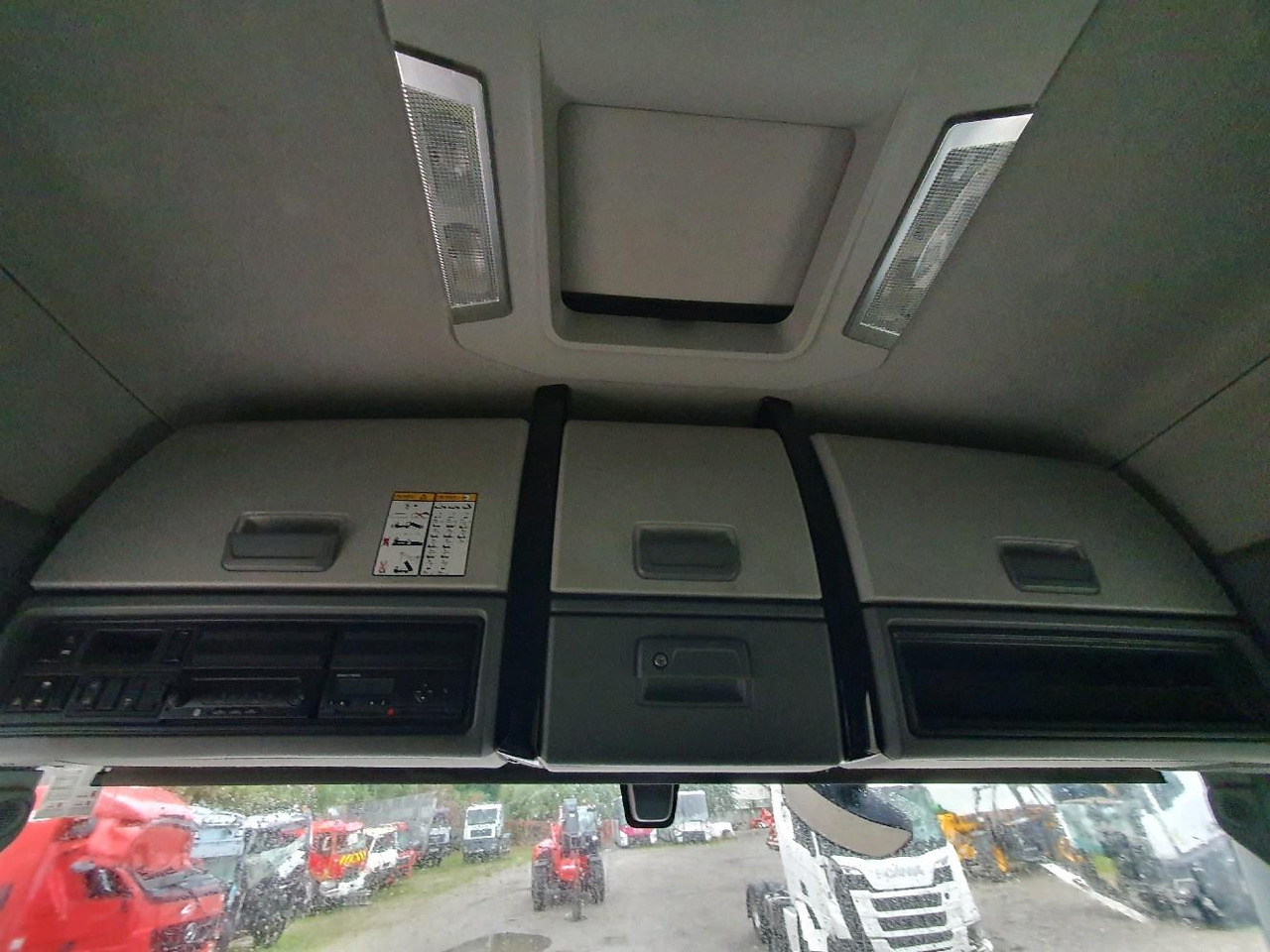 Autocarro scarrabile RENAULT C 480 P6X2 AMPIROLL