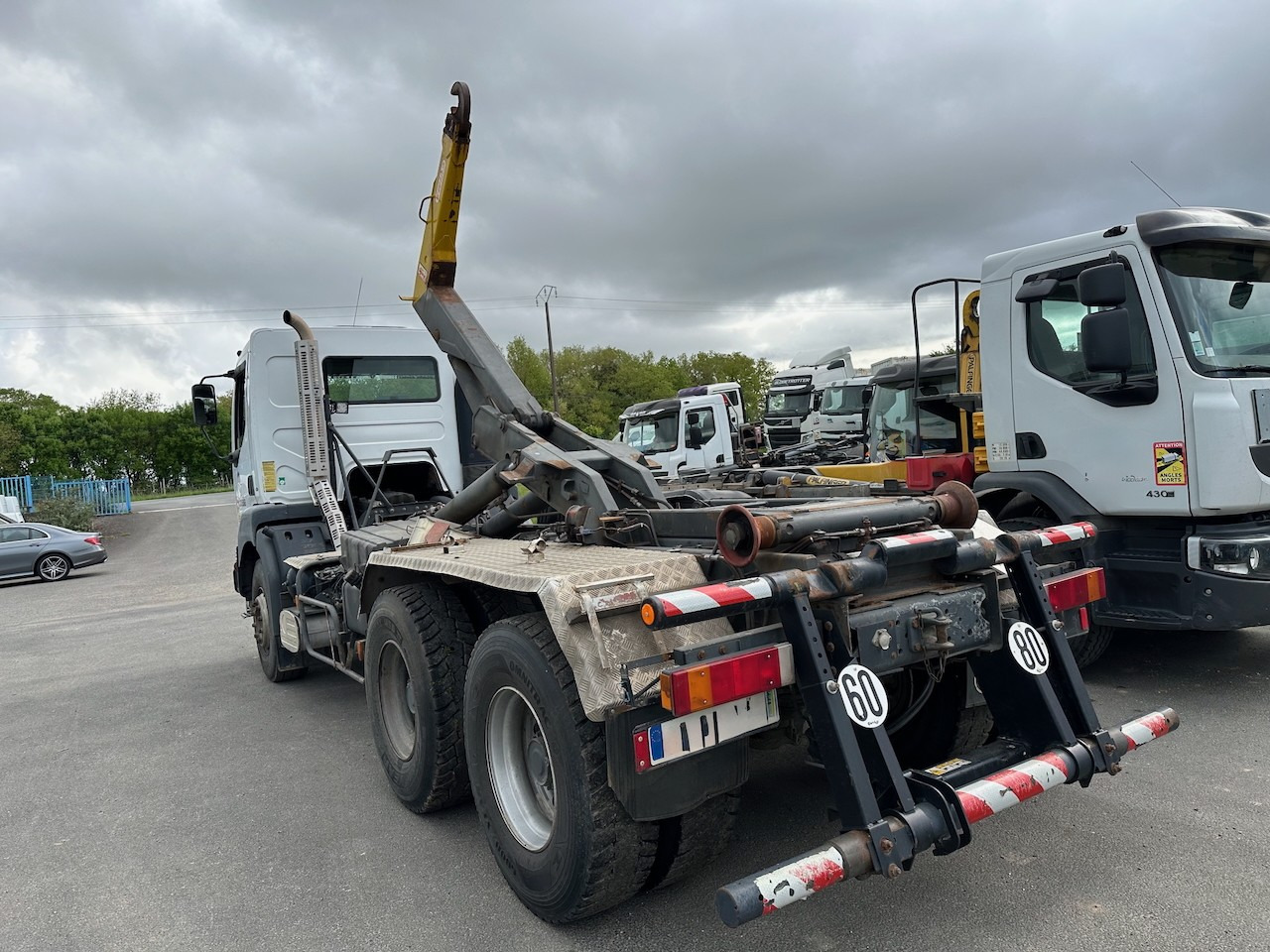 Autocarro scarrabile RENAULT KERAX 370 DCI