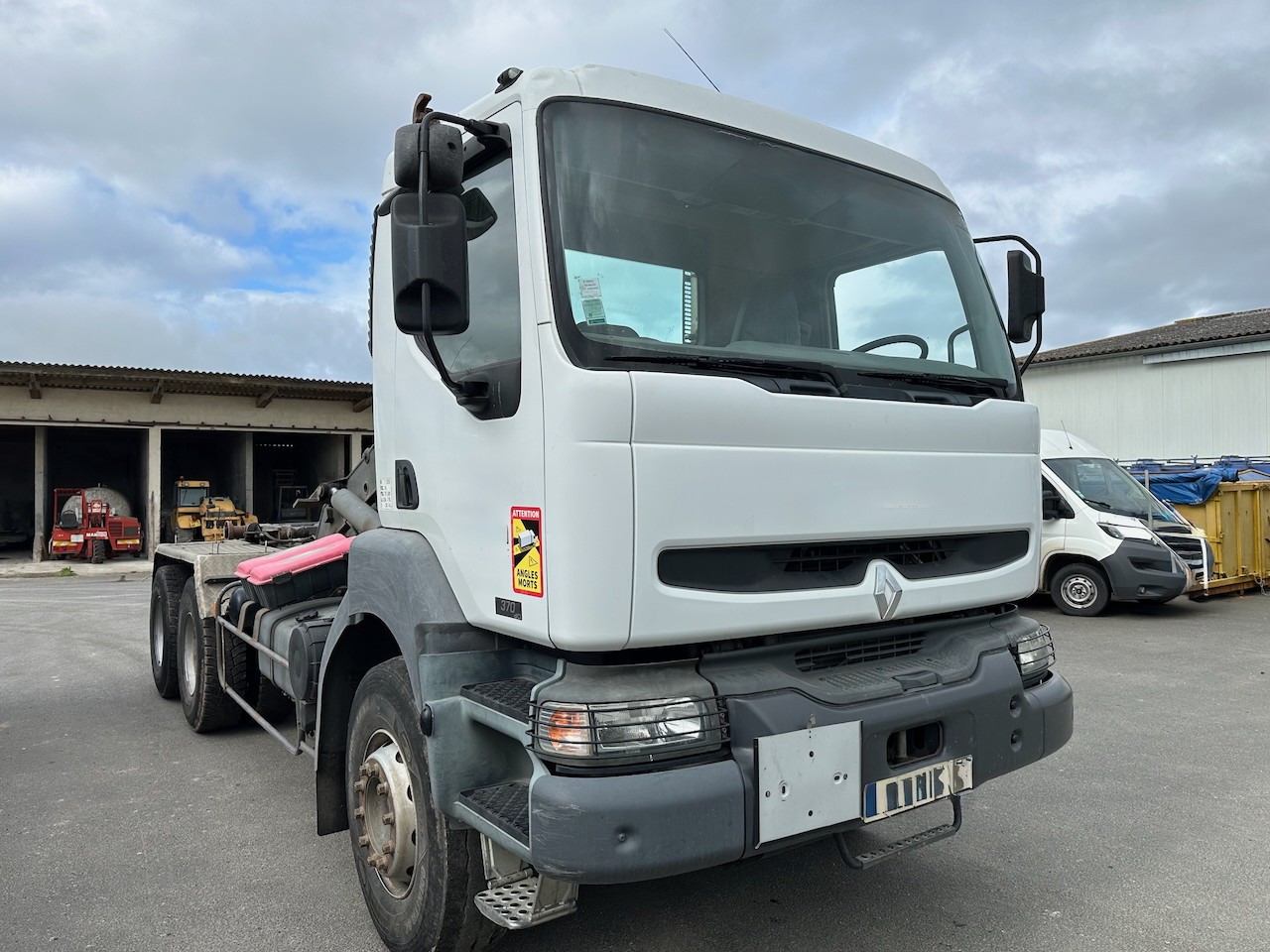 Autocarro scarrabile RENAULT KERAX 370 DCI