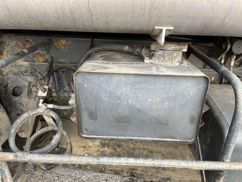 Autocarro scarrabile Renault PREMIUM 370-26 AVEC BOUILLE ACMAR