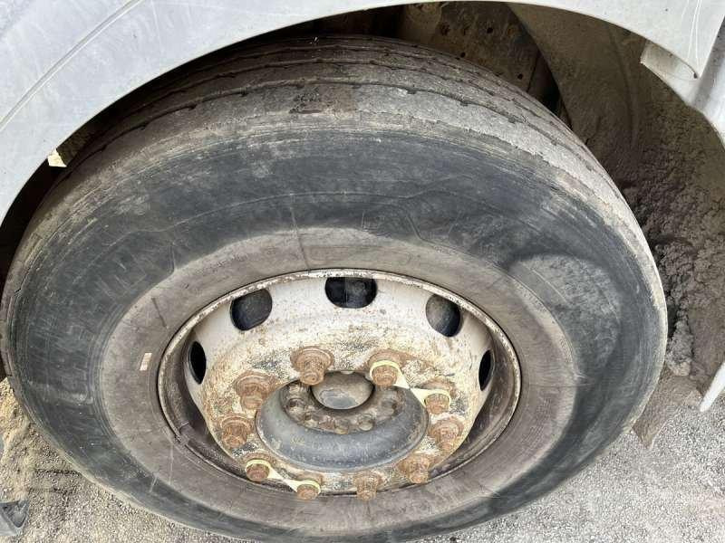 Autocarro scarrabile Renault PREMIUM 370-26 AVEC BOUILLE ACMAR