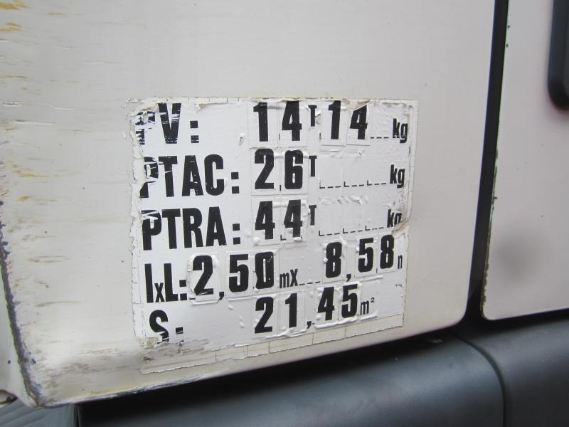 Autocarro scarrabile Volvo FH12