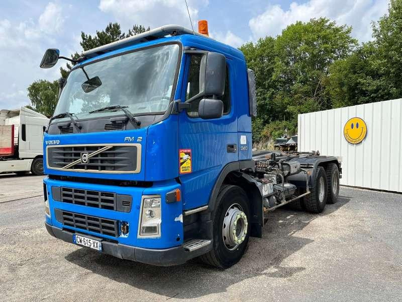 Autocarro scarrabile Volvo FM12 - 340