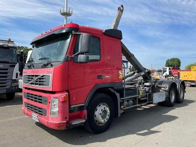 Autocarro scarrabile Volvo FM 380