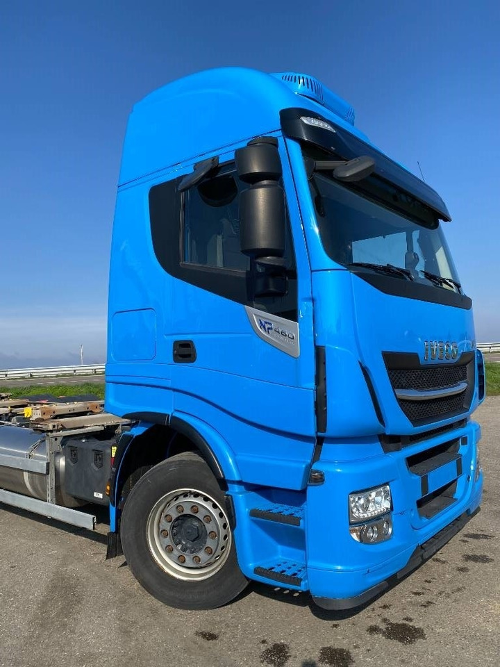 Autocarro telaio Iveco STRALIS 460NP LNG RETARDER