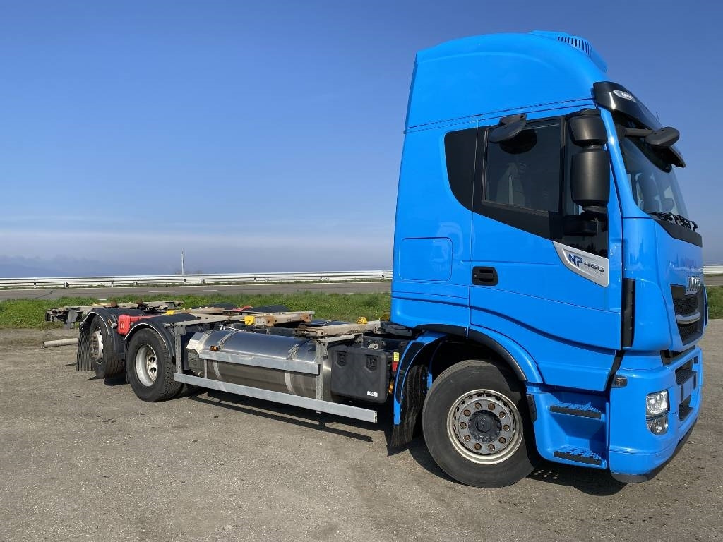 Autocarro telaio Iveco STRALIS 460NP LNG RETARDER