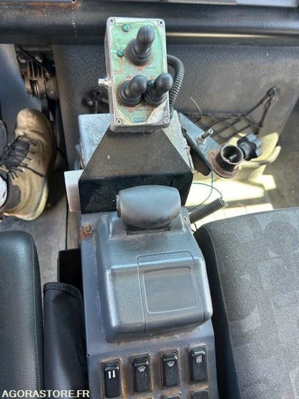 Camion CAMION 4X4 MERCEDES UNIMOG U5000 2009 62289 KM 4667 HEURES