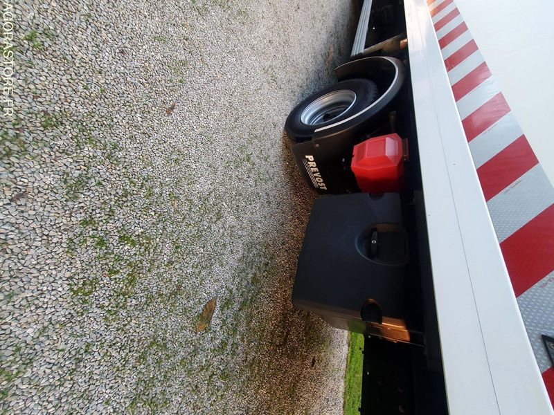 Camion CAMION PORTEUR RENAULT ATELIER ET BASE DE VIE