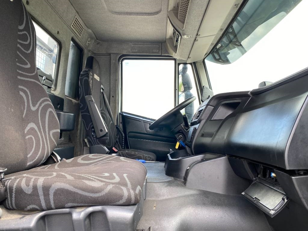 Camion bisarca Iveco STRALIS 360 e6 A Réparer