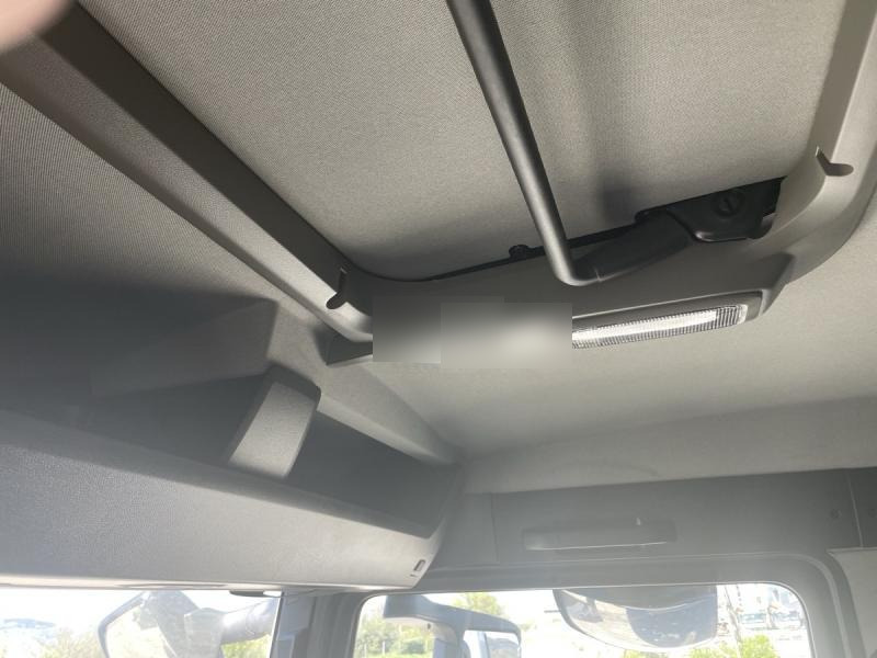 Camion centinato MAN TGS 35.480