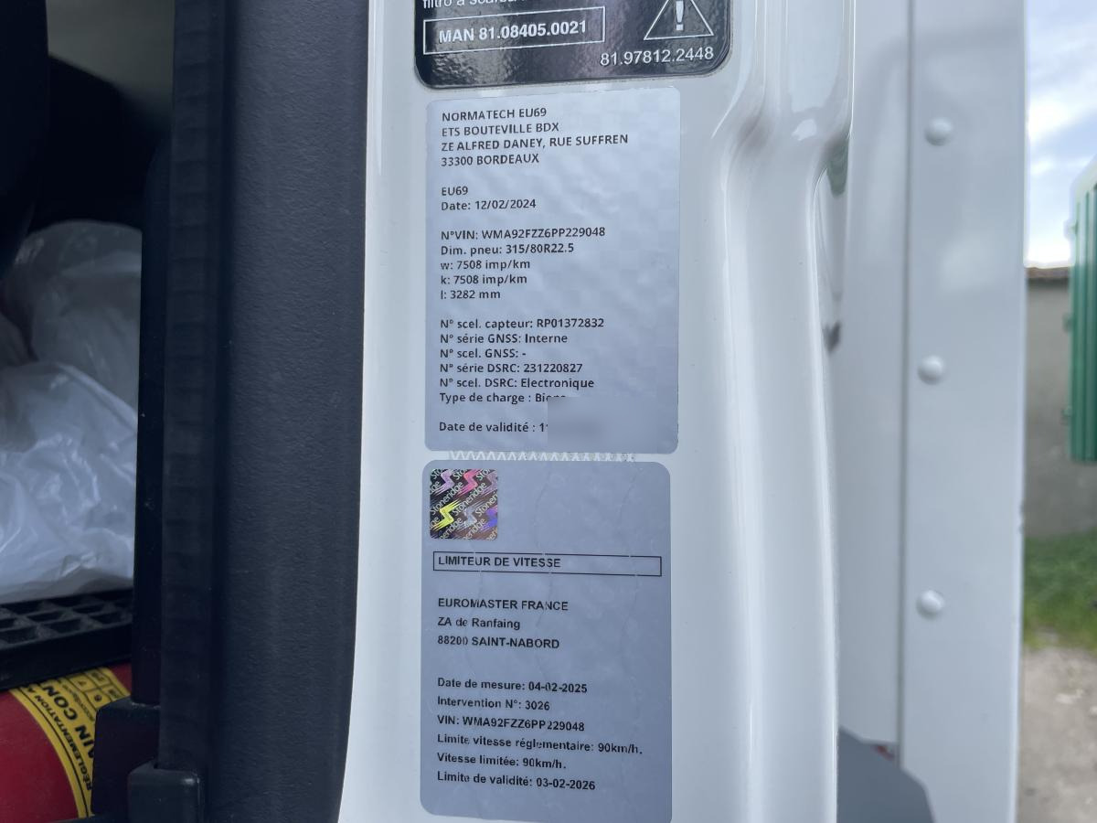 Camion centinato MAN TGS 35.480